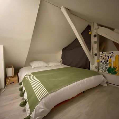 Au Centre De Vannes Eksteriør bilde